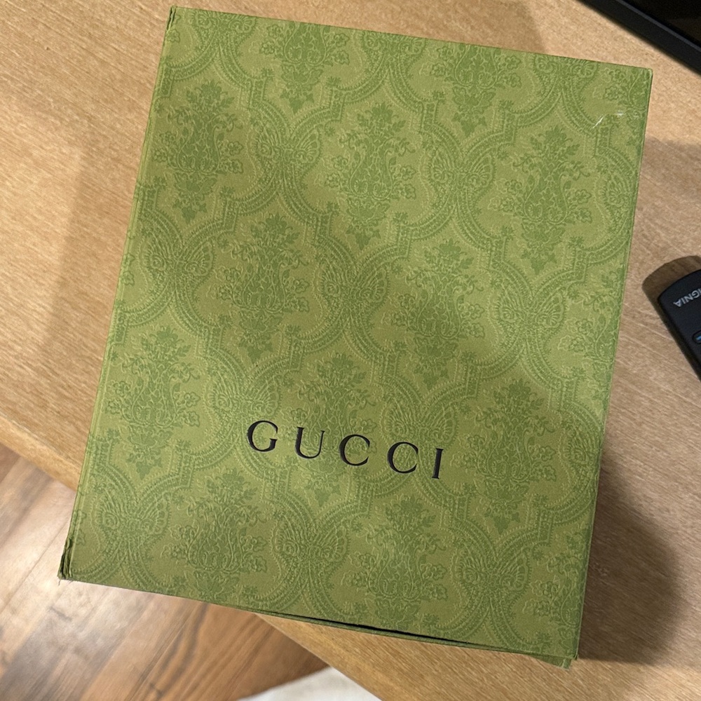 Gucci Dionysus Chain Crossbody with Black Trim - Picture 9 of 9
